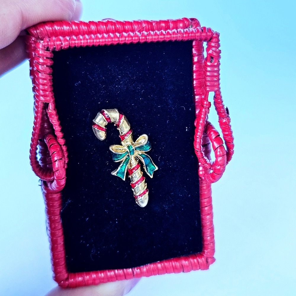 Vintage Avon Candy Cane Pin Gold Tone Red Green Enamel Holiday‎ Brooch with Box